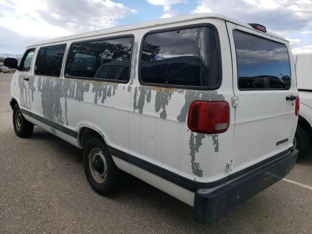 2001 Dodge RAM Wagon B3500