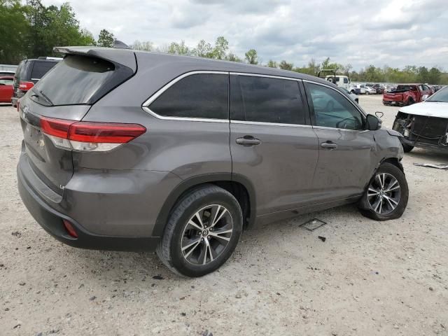 2018 Toyota Highlander LE