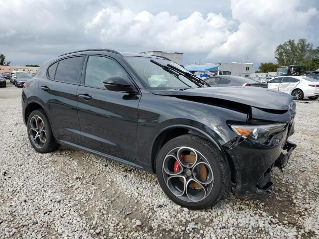 2021 Alfa Romeo Stelvio TI