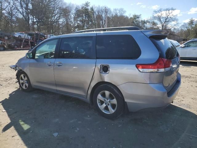 2011 Toyota Sienna LE