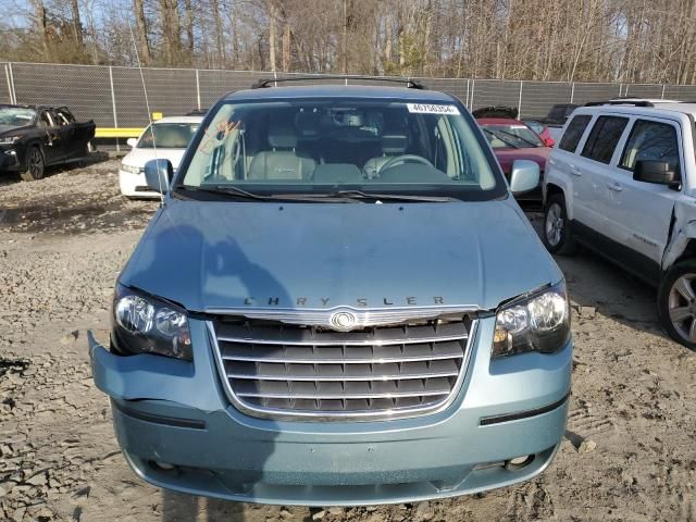 2008 Chrysler Town & Country Touring