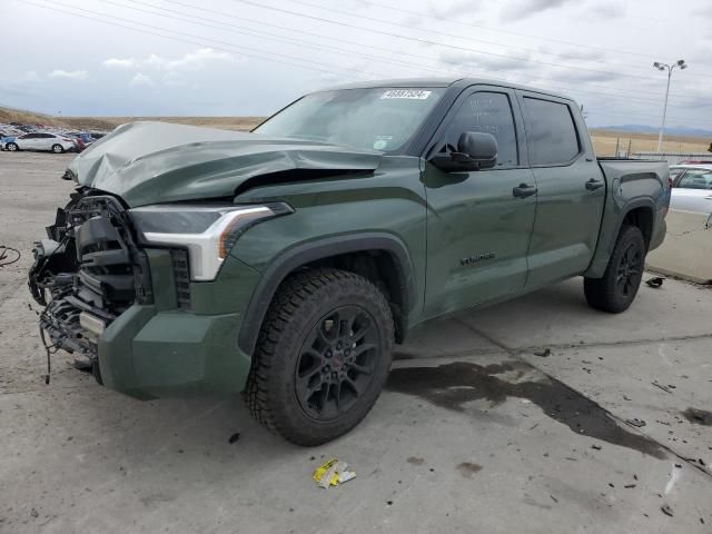 2022 Toyota Tundra Crewmax SR