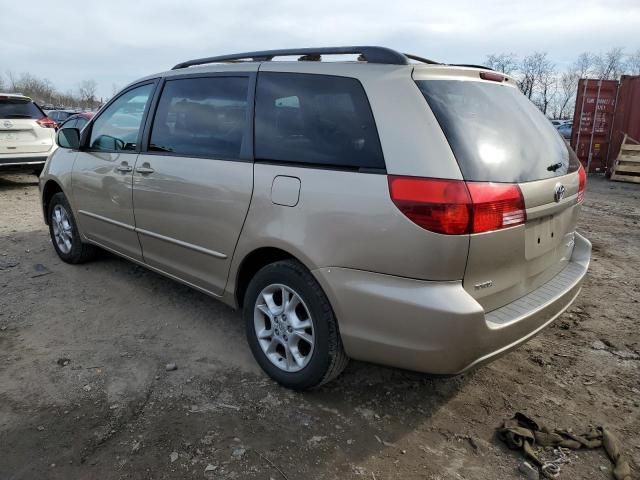 2004 Toyota Sienna XLE