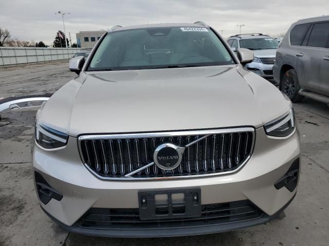 2024 Volvo XC40 Plus