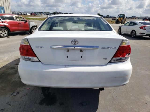 2005 Toyota Camry LE