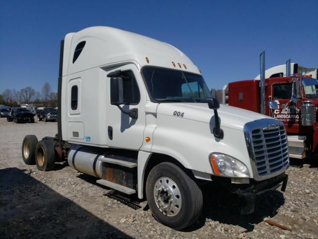 2014 Freightliner Cascadia 125