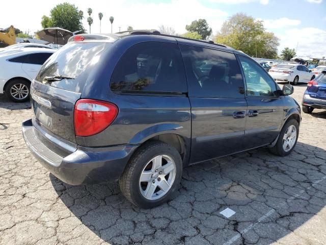 2007 Chrysler Town & Country LX