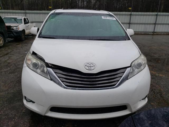 2011 Toyota Sienna XLE