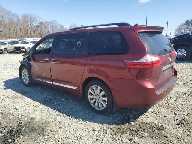 2016 Toyota Sienna XLE