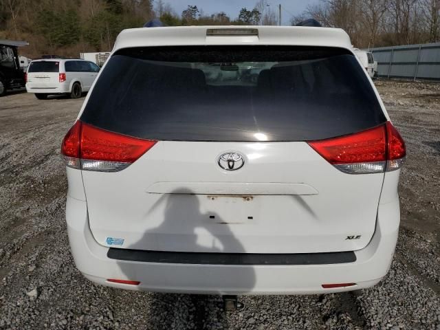 2014 Toyota Sienna XLE