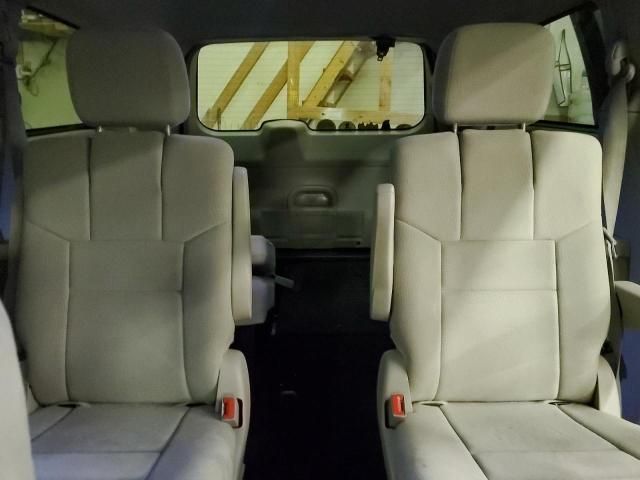 2012 Chrysler Town & Country Touring