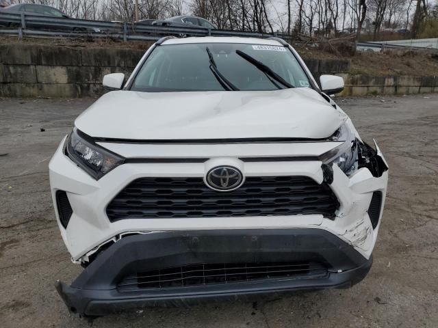 2019 Toyota Rav4 LE