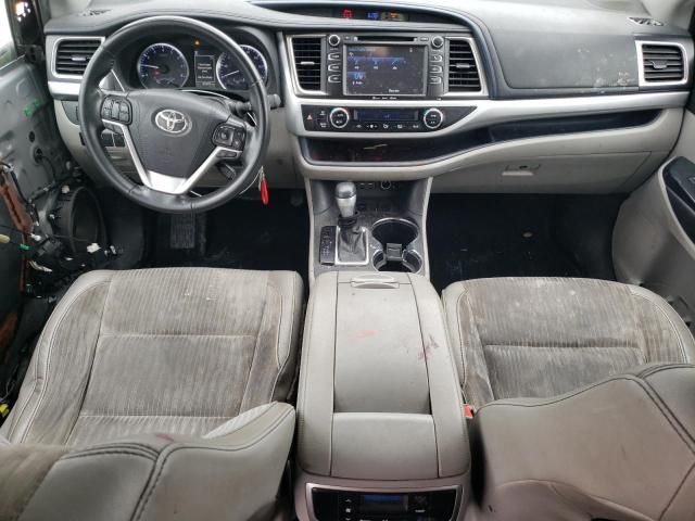 2019 Toyota Highlander LE