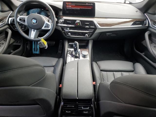 2022 BMW 530 XI