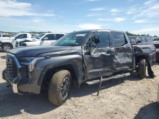 2023 Toyota Tundra Crewmax SR