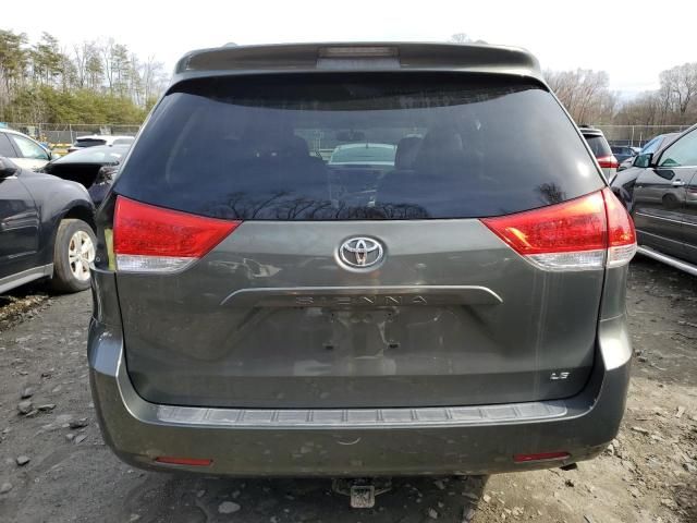 2011 Toyota Sienna LE