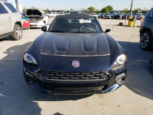 2018 Fiat 124 Spider Classica