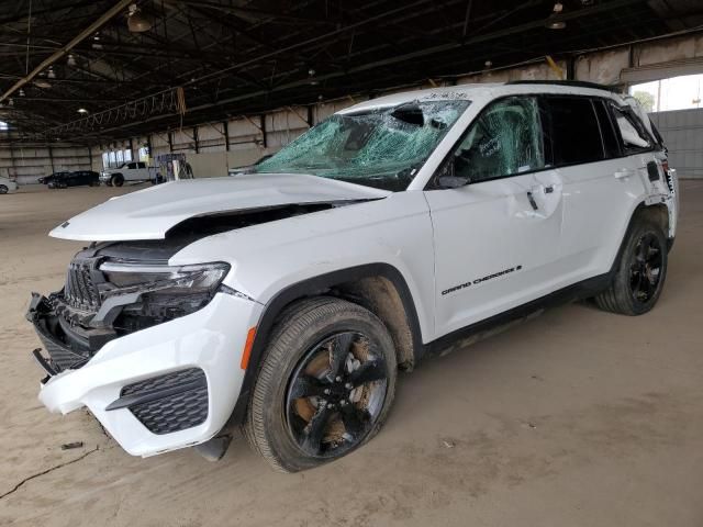 2023 Jeep Grand Cherokee Laredo