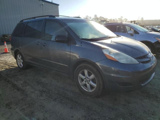 2010 Toyota Sienna CE