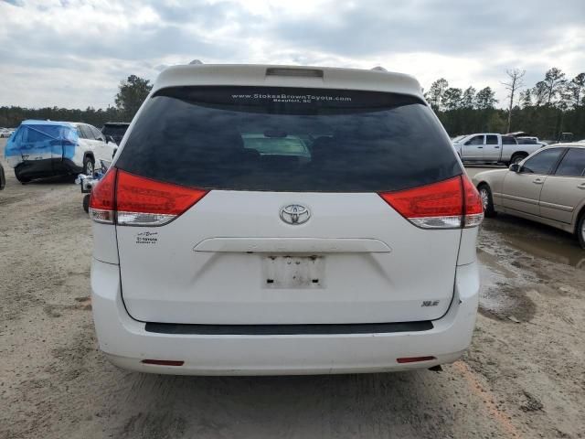 2011 Toyota Sienna XLE