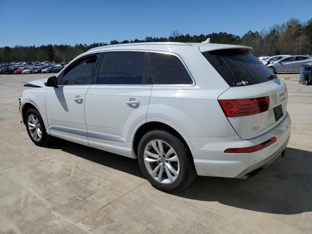 2019 Audi Q7 Premium Plus