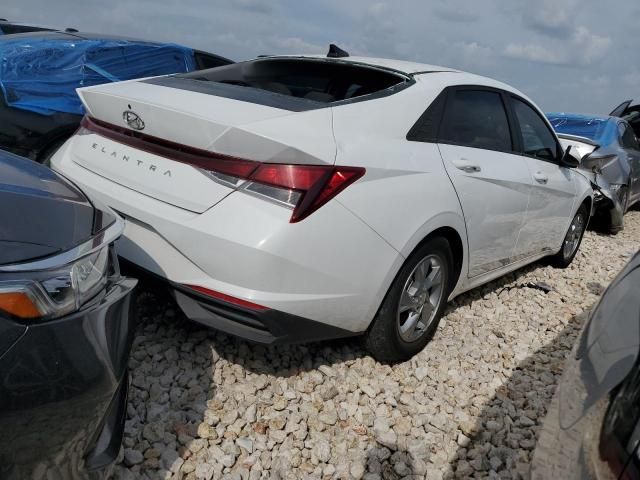 2023 Hyundai Elantra SE