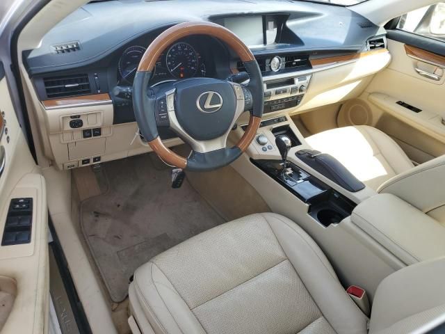 2015 Lexus ES 300H