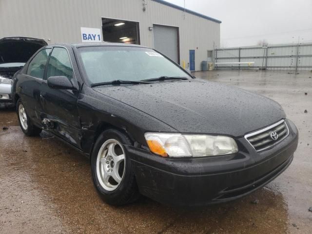 2001 Toyota Camry LE