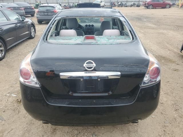 2010 Nissan Altima Base