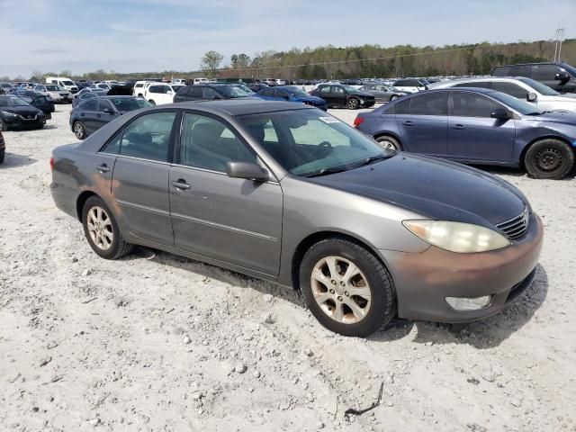 2005 Toyota Camry LE