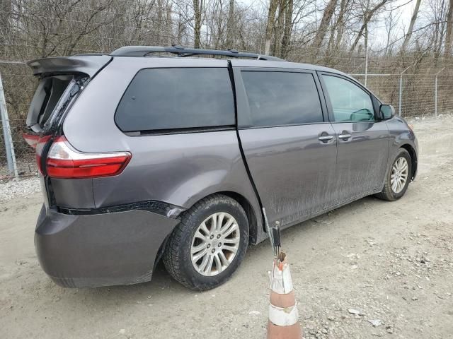 2015 Toyota Sienna XLE