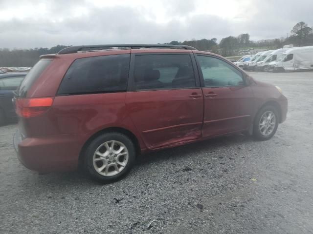 2004 Toyota Sienna XLE