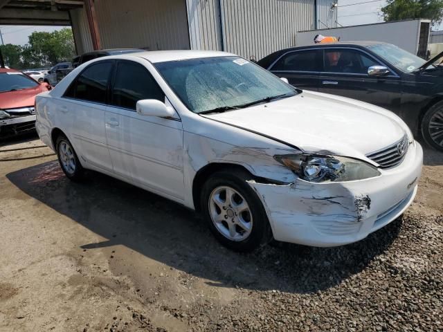 2005 Toyota Camry LE