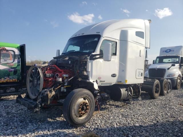 2019 Kenworth Construction T680