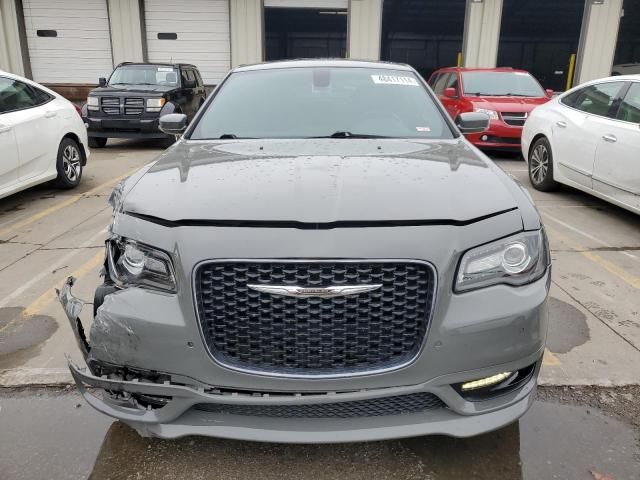 2017 Chrysler 300 S