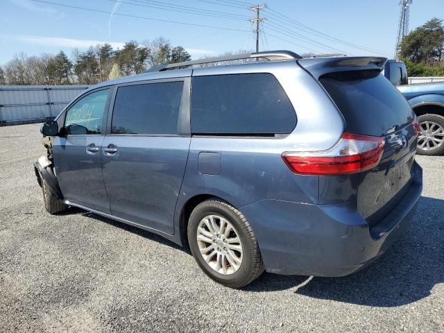 2015 Toyota Sienna XLE