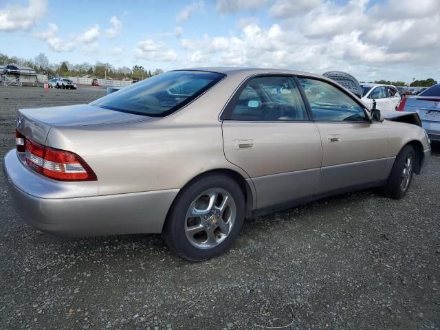 2000 Lexus ES 300