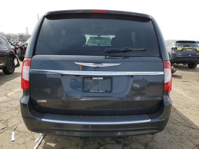 2012 Chrysler Town & Country Touring L