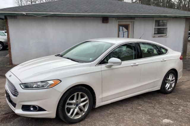 2013 Ford Fusion SE