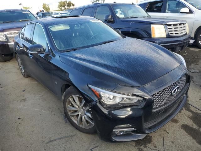 2015 Infiniti Q50 Base