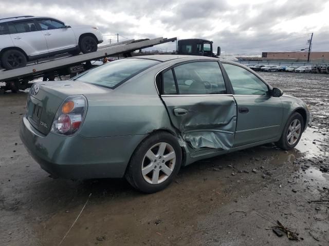 2002 Nissan Altima Base