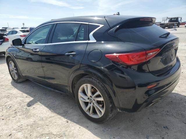 2017 Infiniti QX30 Base