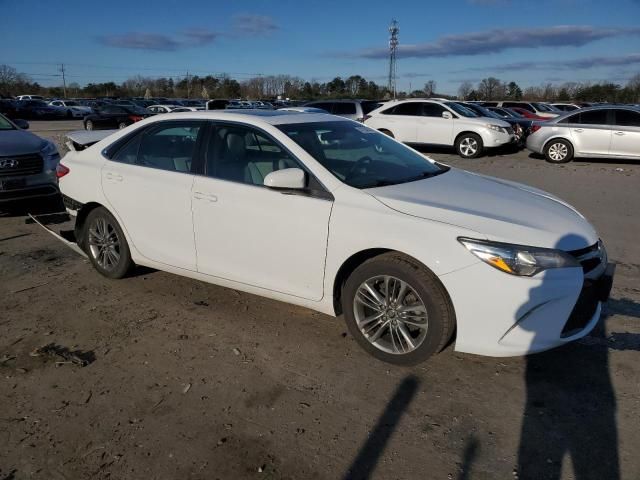 2016 Toyota Camry Hybrid