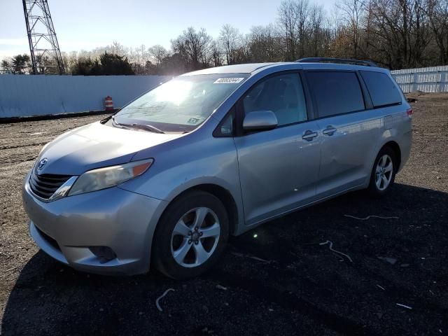 2012 Toyota Sienna LE