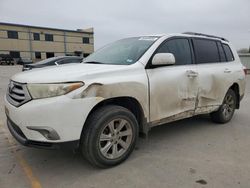 Salvage cars for sale from Copart Wilmer, TX: 2013 Toyota Highlander Base