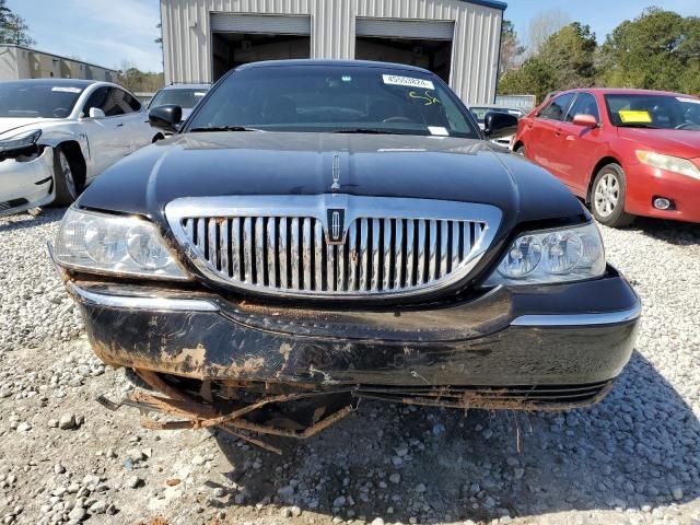 2007 Lincoln Town Car Signature Limited