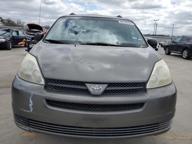 2005 Toyota Sienna CE