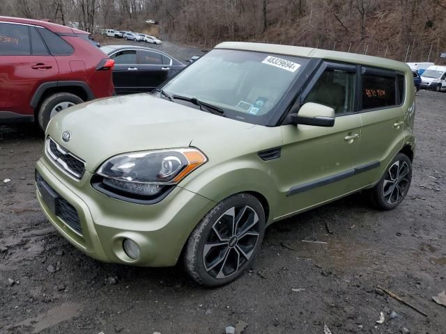 2013 KIA Soul +