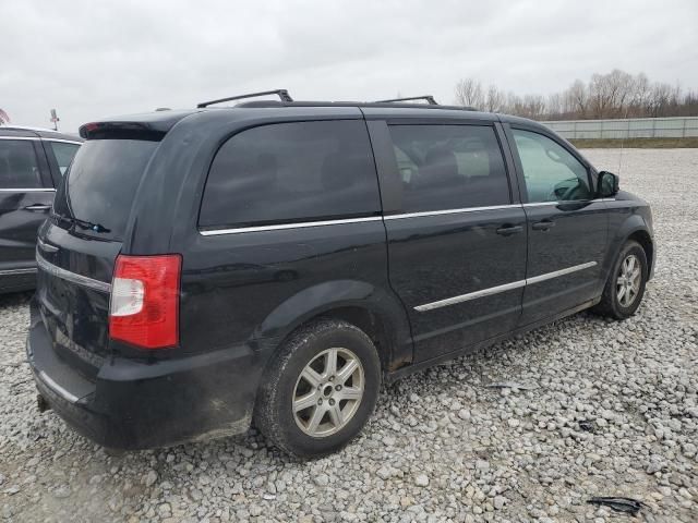 2012 Chrysler Town & Country Touring