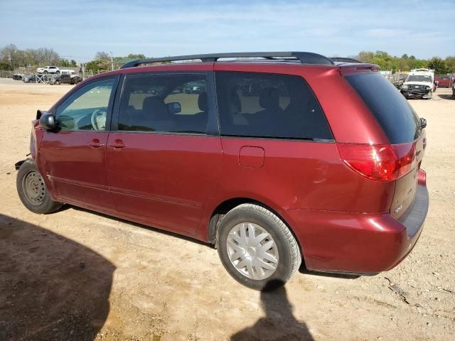 2010 Toyota Sienna CE